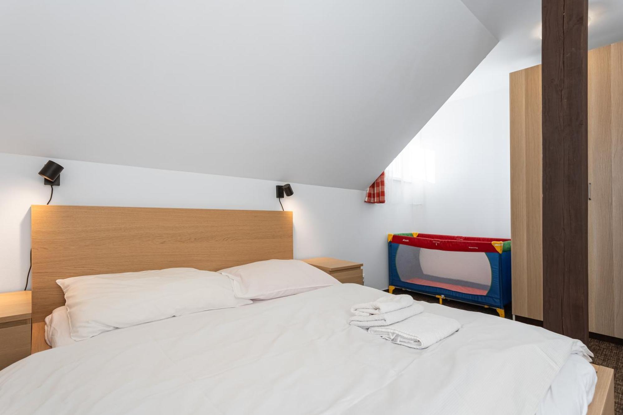 Apartman Cubik Boží Dar Esterno foto
